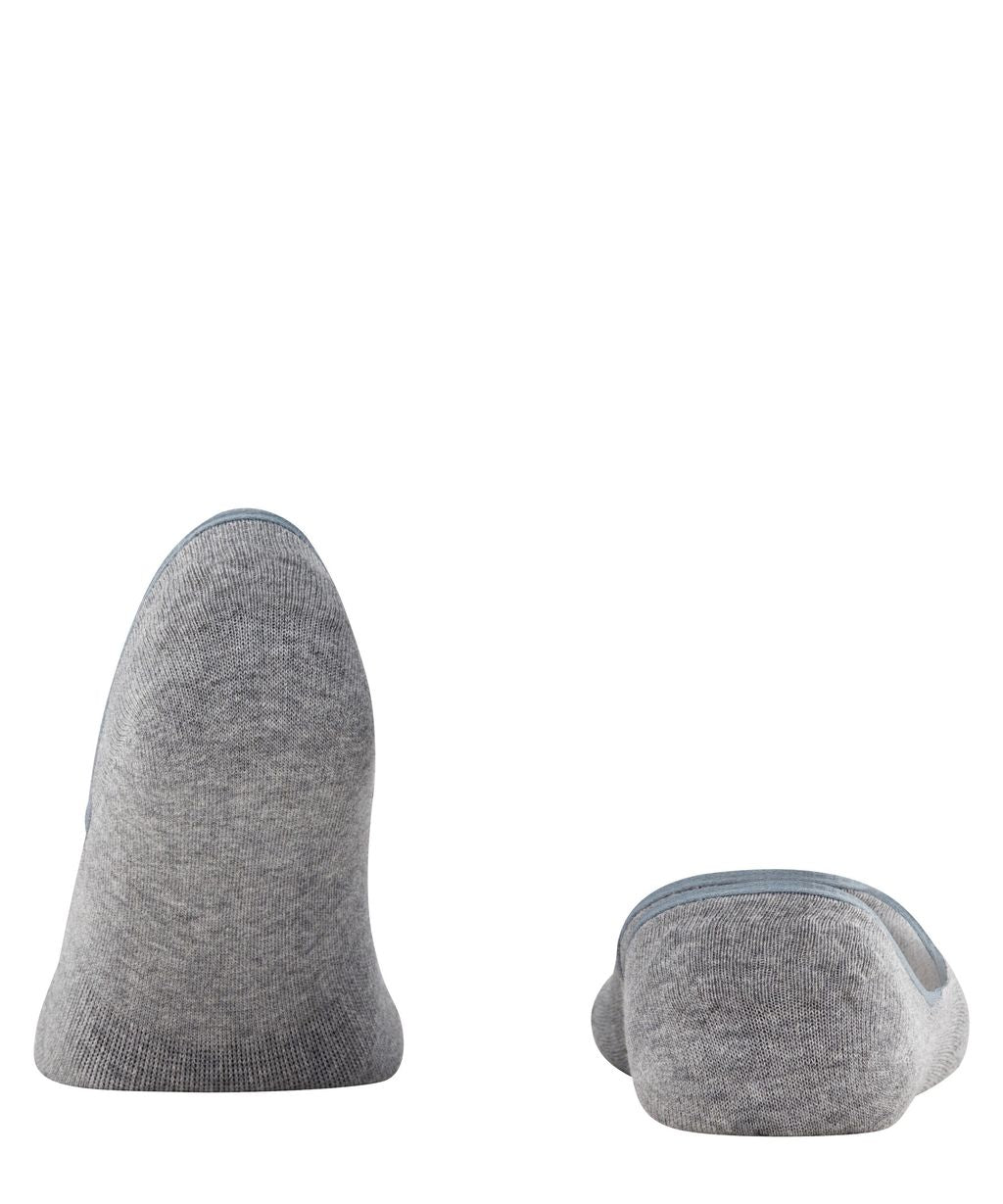 قصة متوسطة للرجال غير مرئية