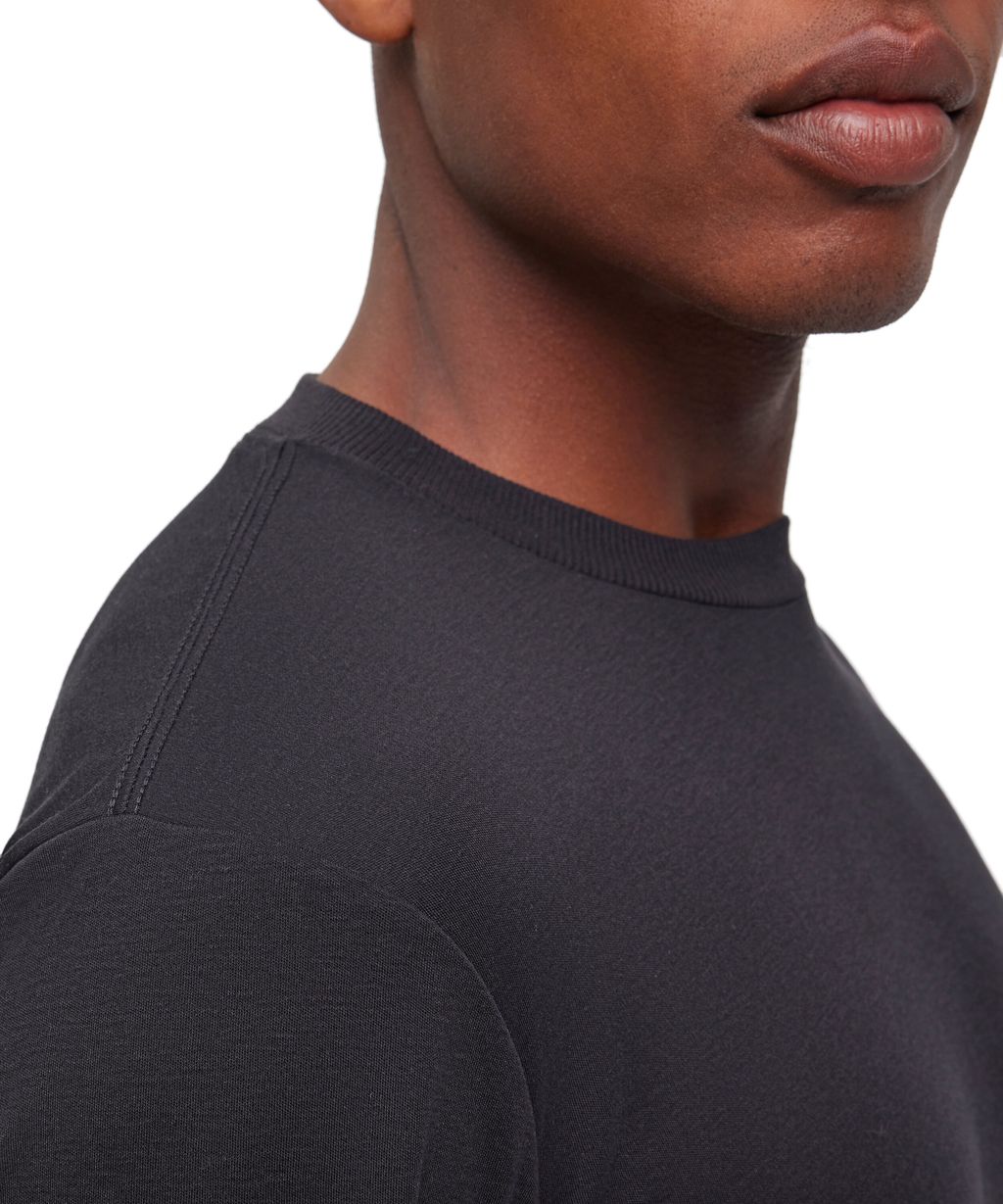 Men T-Shirt Round-neck