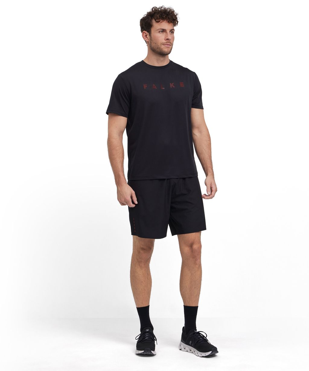 Men Training T-Shirt Round-neck